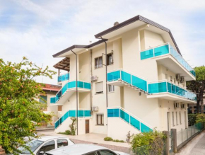 Appartamenti Casa De Lazzari - Piazza Brescia - Adria Holiday Jesolo - FAMILY APARTMENTS Lido Di Jesolo